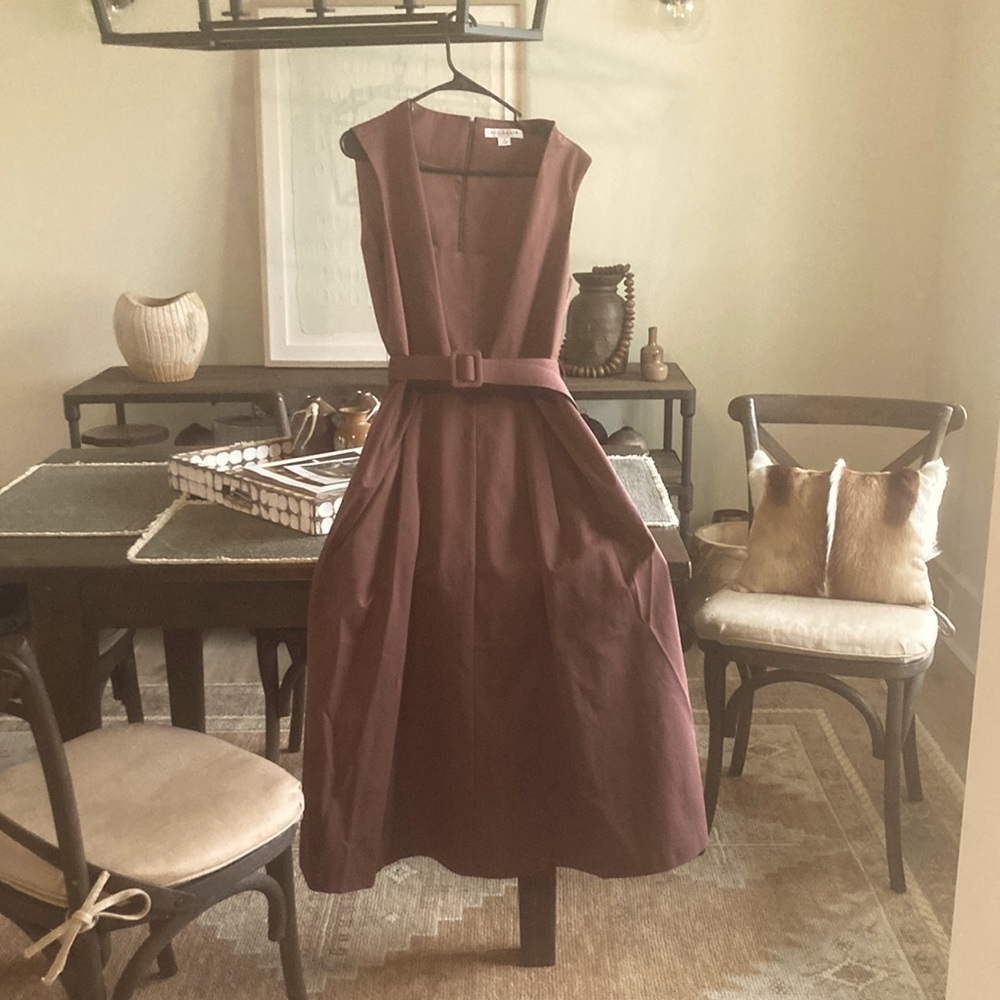 Beautiful Kay Unger T Length . Belted . Mink color . Never been worn